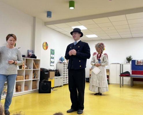 Messenger_creation_8DBEFDBA-EFF2-4EA9-925A-13F63B051004